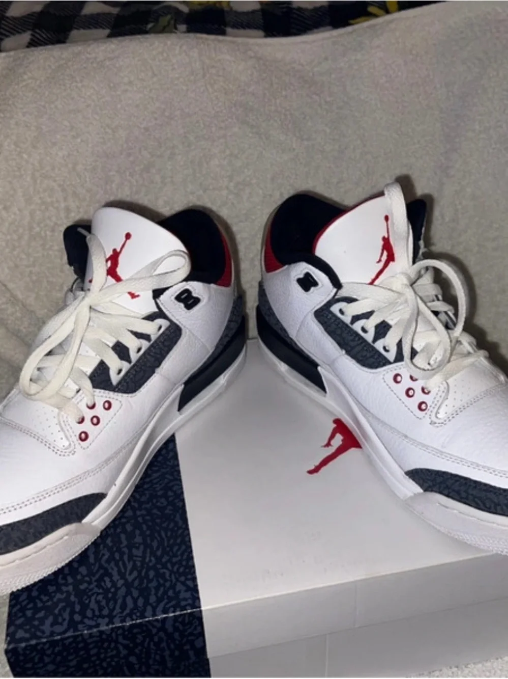 Air Jordan Retro 3 Denim Fire Red